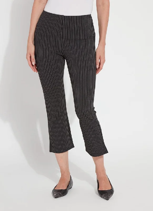 Great Deal Patterned Crop Kick Flare  (24" Inseam)