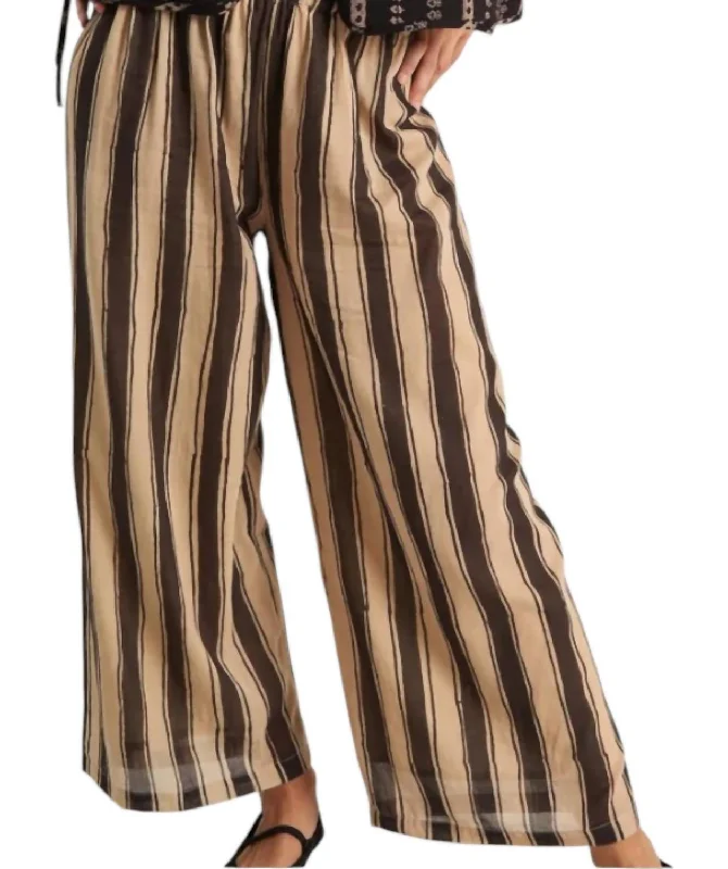 Epic Deals Zebra Stroll Pants In Brown