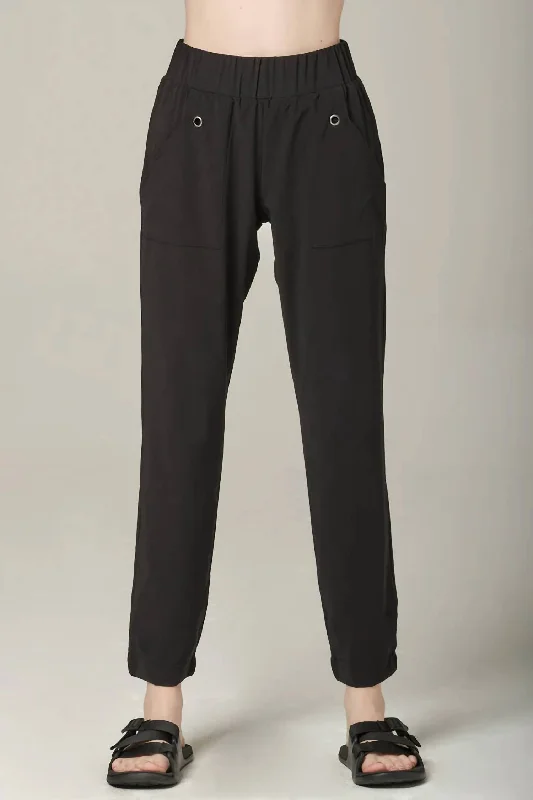Super Deal Extra Mile Waterproof Jogger In Black