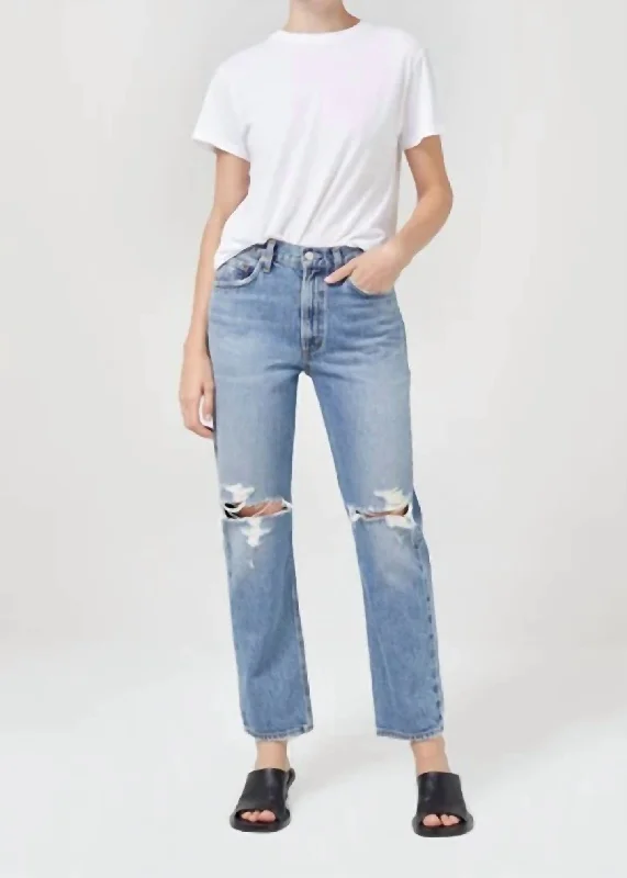 Act Fast Mia Mid Rise Straight Jean In Rule