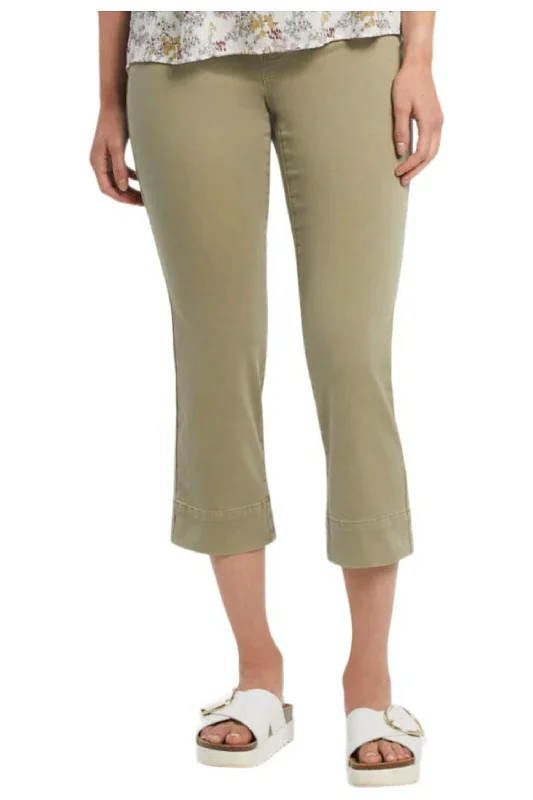 Weekend Deals That Please Pull On Kick Flare Capri In Sage