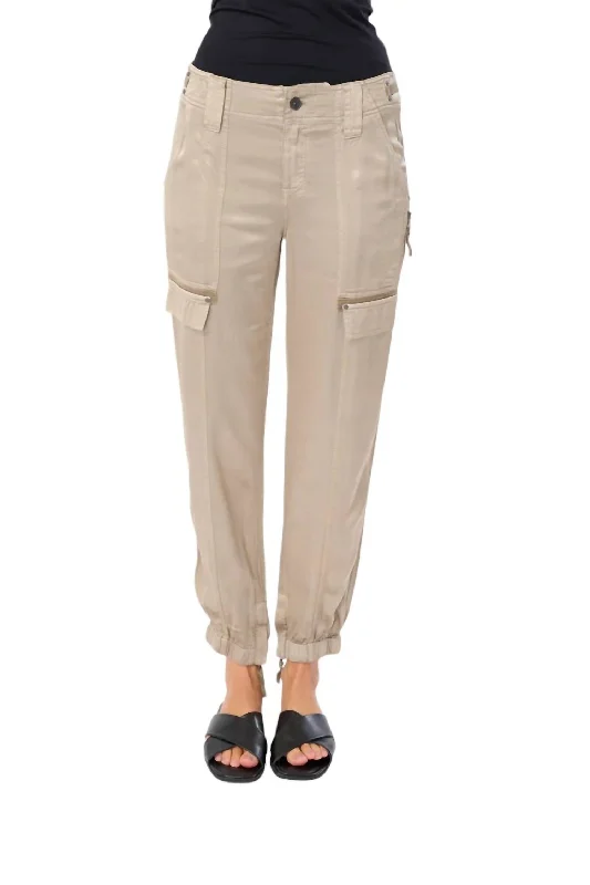 Super Deal Axel Jogger In Khaki