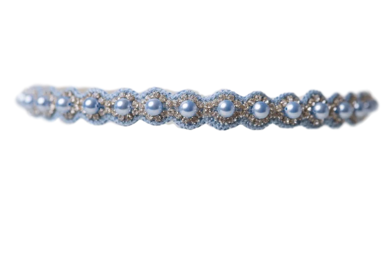 Deal of the Week The Blue Pearl Toss Garter
