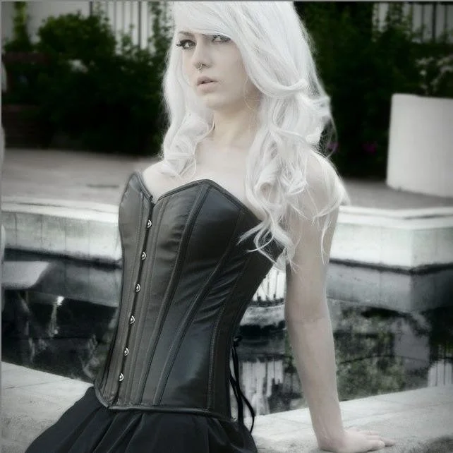 Members Only Classic overbust real leather steel-boned authentic heavy corset, different colors. Members Only Classic overbust real leather steel-boned authentic heavy corset, different colors.