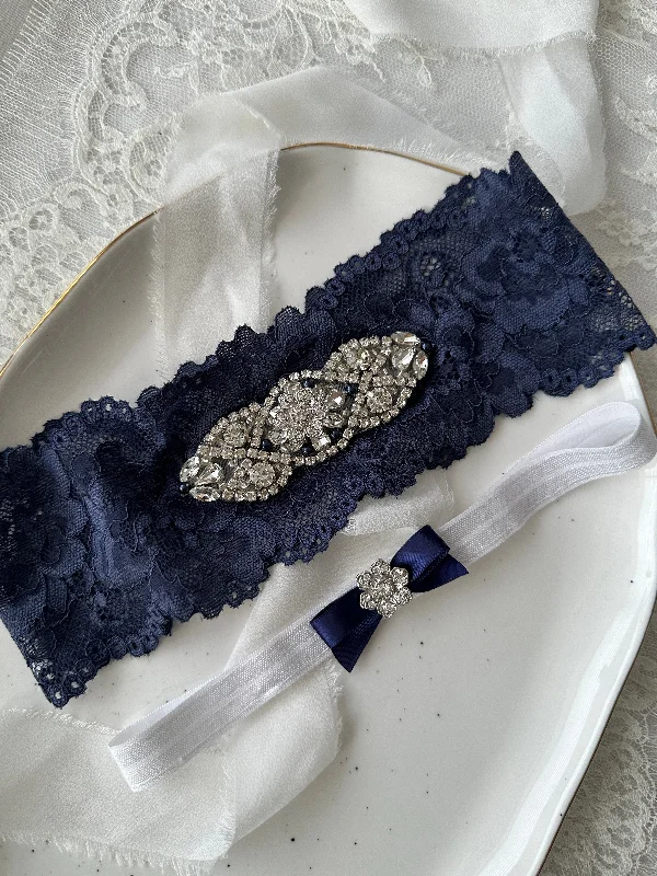 Daily Specials ROY | NAVY FLORAL GARTER